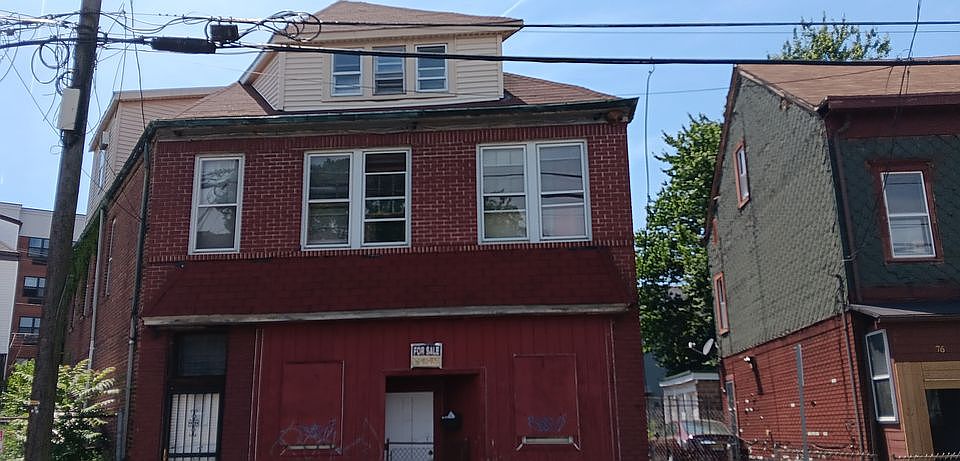 1st image of 239 Spring St