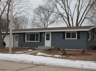 410 Eldred St, Mazomanie, WI 53560