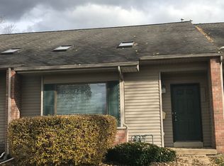 335 N Weston Ave #331, Elgin, IL 60123