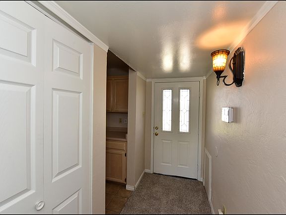 4th image of 6112 Simpia Dr