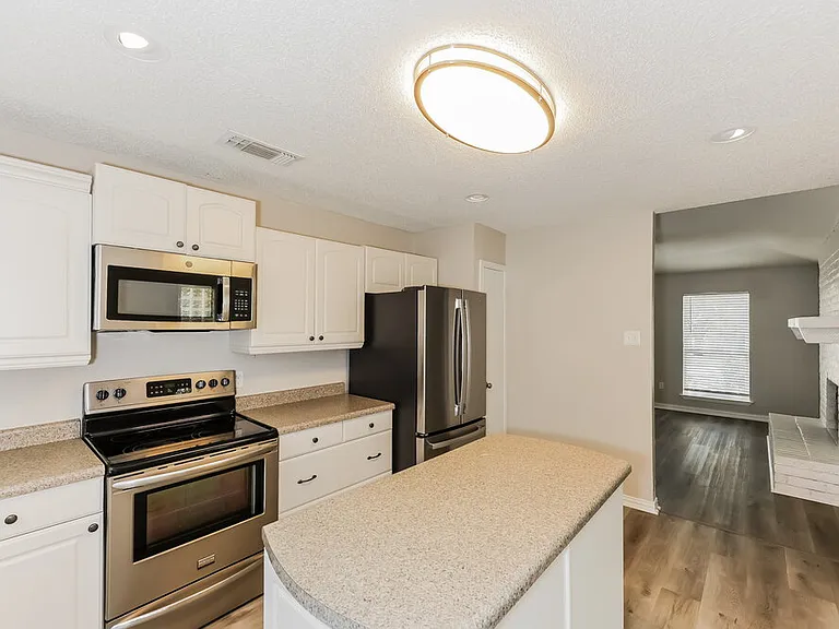 6003 Cool Springs Dr — Photo 8