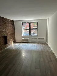 307 East 89th Street