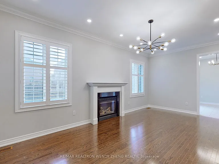 300 Sunny Meadow Blvd #UPPER — Photo 11