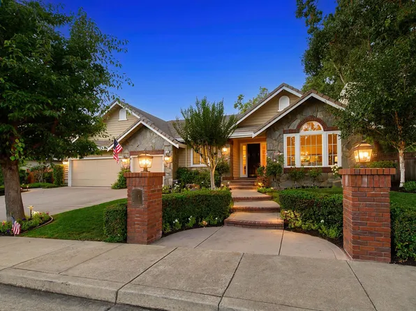 145 Mattos Ct, Danville, CA 94506