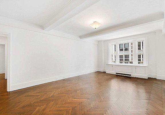 3rd image of 40 E 66th St APT 5B