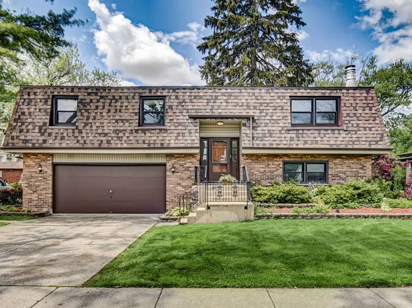 1370 Center St, Des Plaines, IL 60018