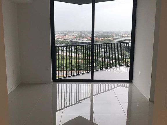 4th image of 5300 NW 85th Ave APT 1403