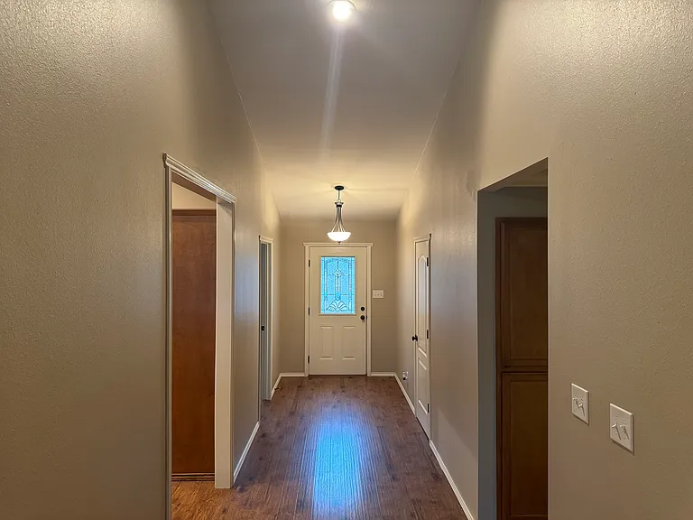 1613 Kimrey Ln — Photo 6