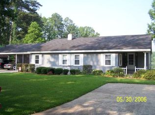 2706 Robinson Point Dr, Albany, GA 31701