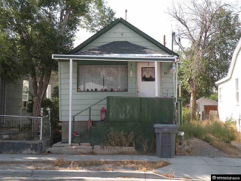 1st image of 911 7th St