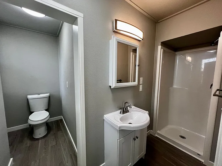401 NW Bailey Ave #201 — Photo 20