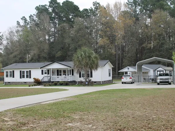 1144 Princess Trace Cir, Summerton, SC 29148