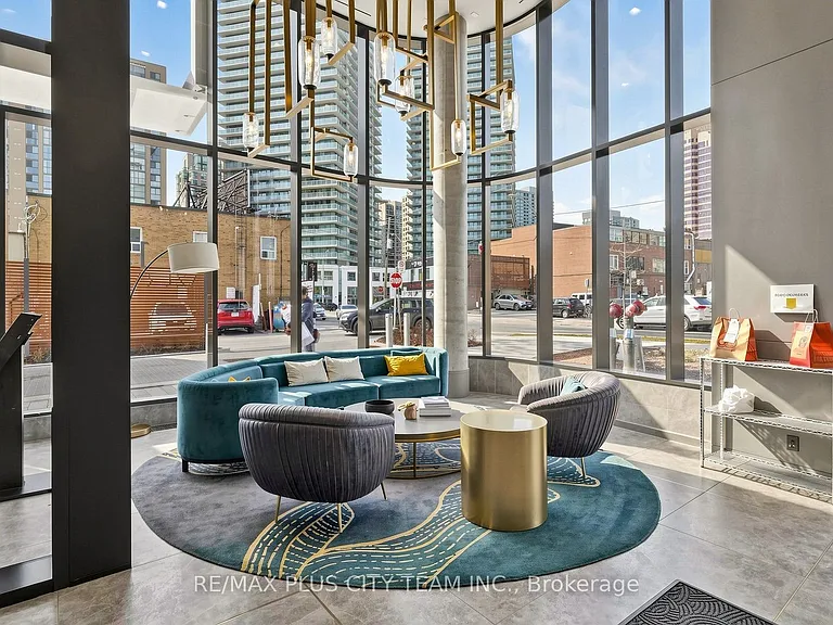 15 Holmes Ave #407 — Photo 40