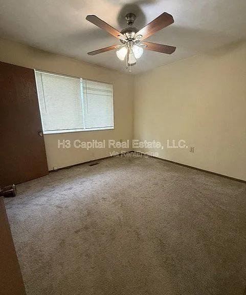 504 Red Bud Ln #A — Photo 8