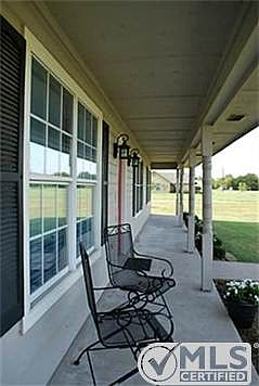 2nd image of 1830 County Road 2712