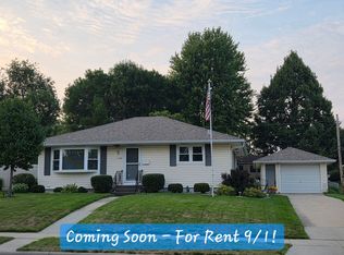 624 Kelly St, Sun Prairie, WI 53590