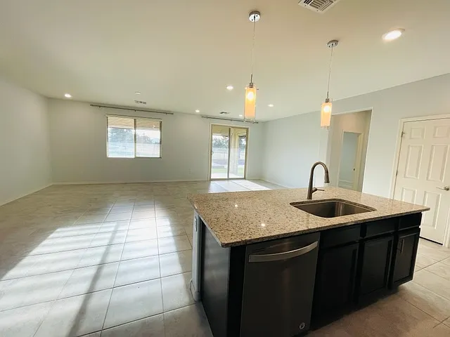 8597 N Genoa Ct — Photo 18