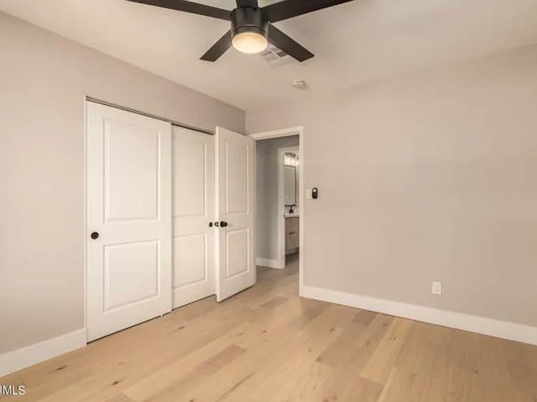 9027 N 18th Dr — Photo 12