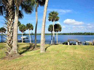 103 Riverside Way, San Mateo, FL 32187