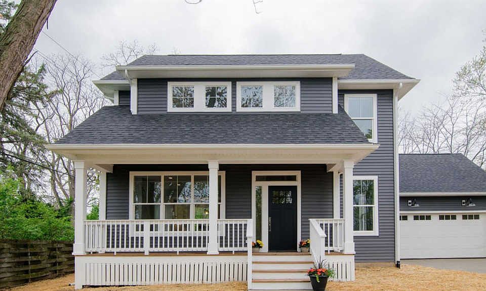 1st image of 1125 Saunders Cres