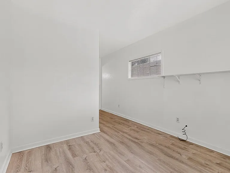 615 Quincy St NE #A & B — Photo 37