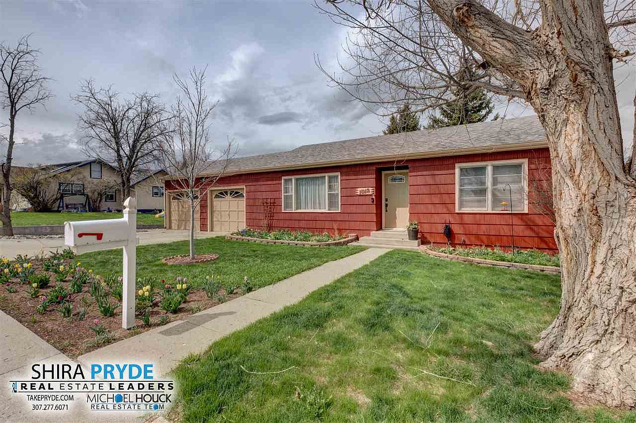 1012 S Jackson St Casper Wy 82601 Zillow