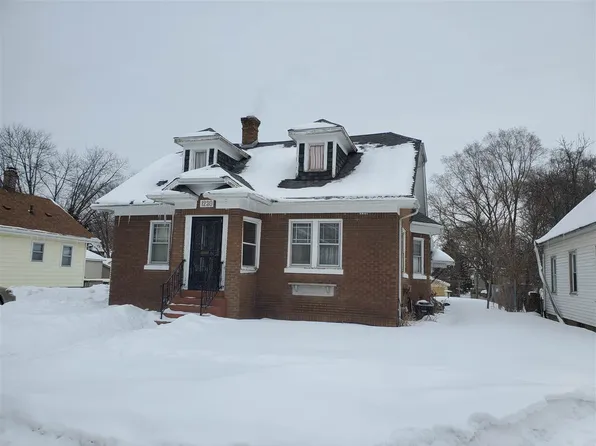 1230 Holland St, Rockford, IL 61102