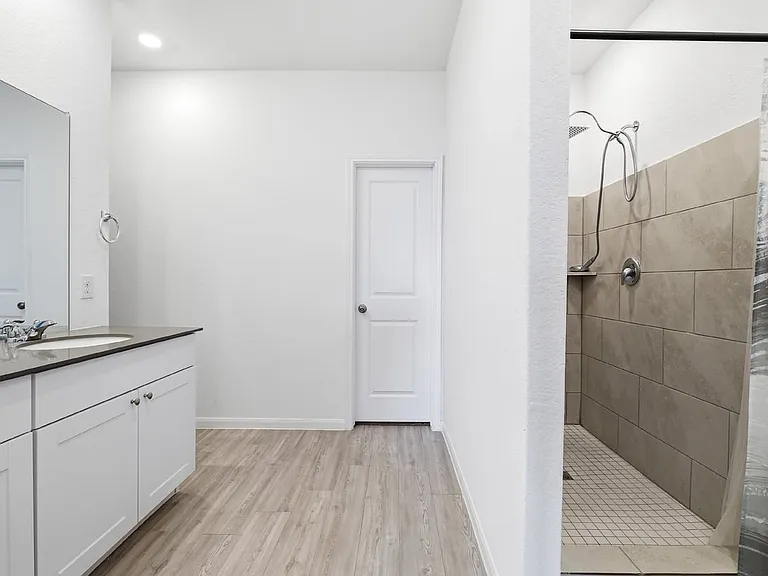14014 Roller Mls — Photo 4