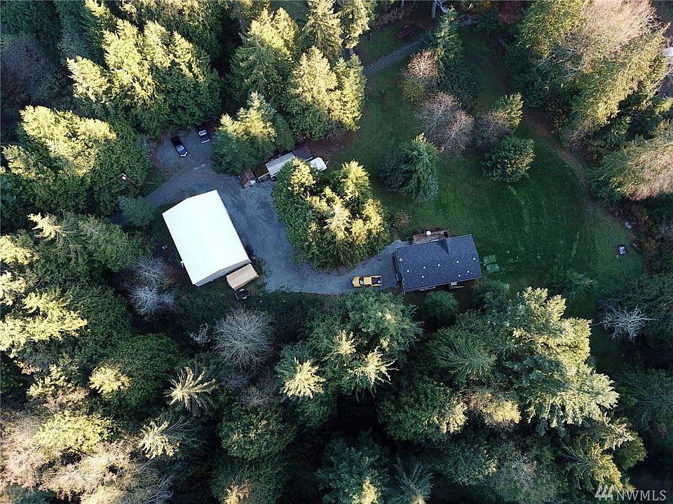 Lots of space to BBQ and entertain. 