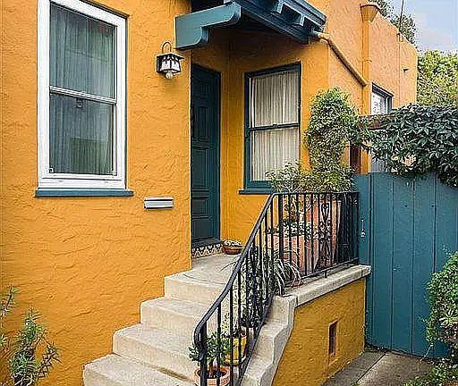 2nd image of 436 41st St
