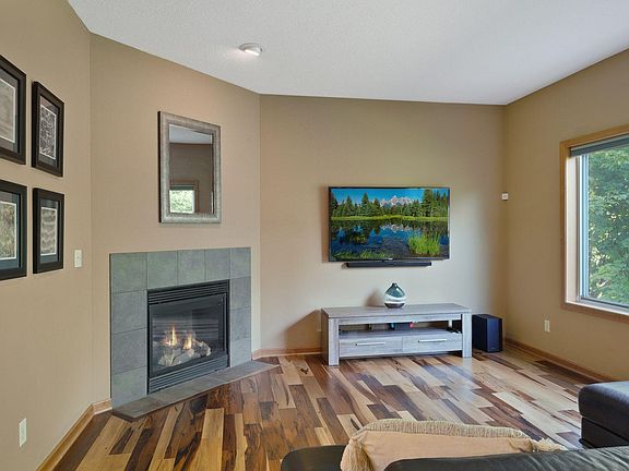 5th image of 12465 Opal St NE