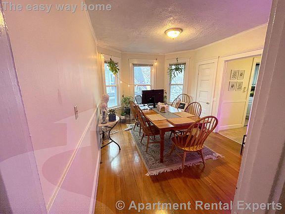 5th image of 14 Sanborn Ave #2