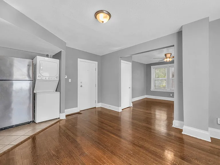 4226 Locust St — Photo 23