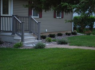 1017 S 15th St, Prairie Du Chien, WI 53821