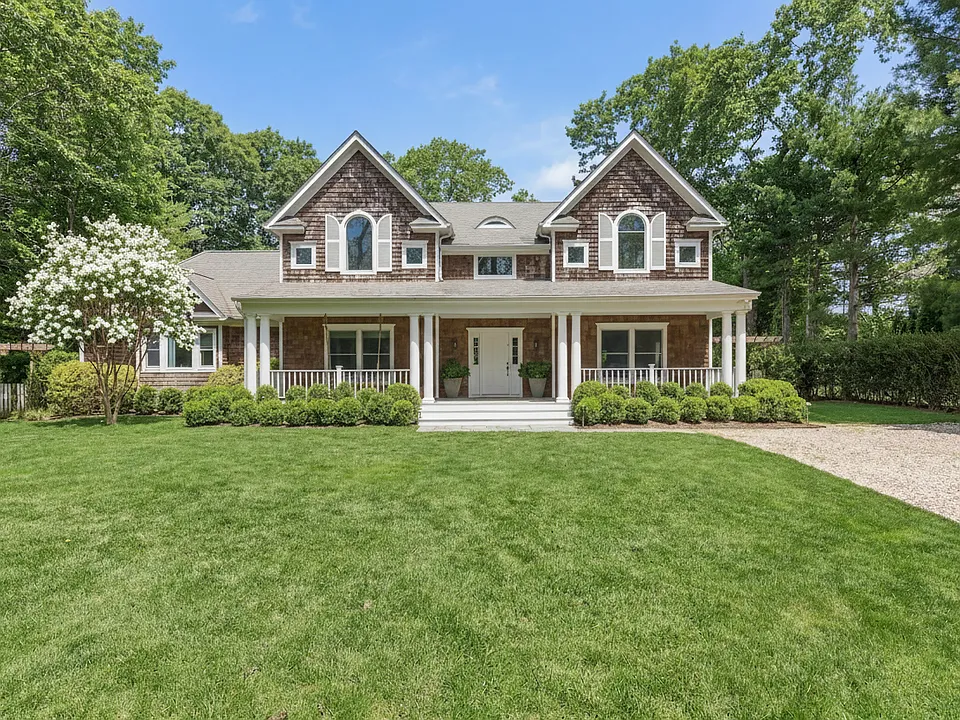 34 Settlers Landing Ln
