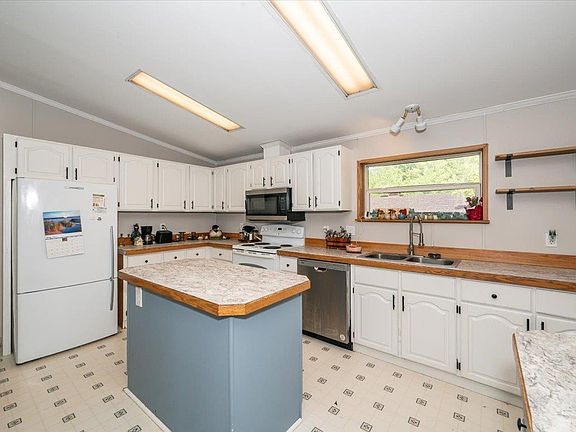 4th image of 4612 E Valley Brook Rd