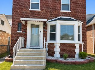 5813 S Kilbourn Ave, Chicago, IL 60629