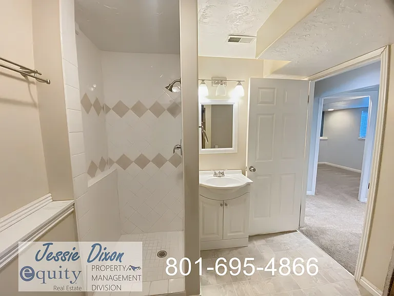 5889 S 3260 W — Photo 20