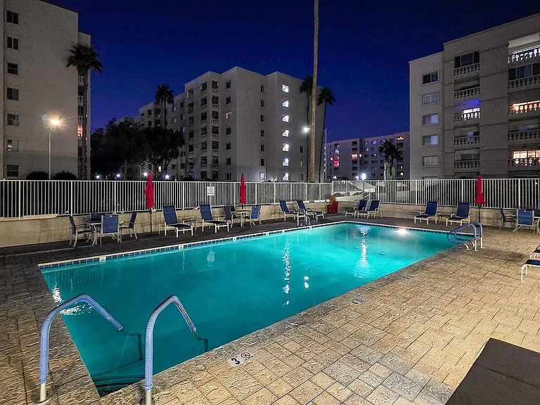 7940 E Camelback Rd #608 — Photo 2