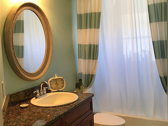 4th image of 1314 Oak Grove Ct