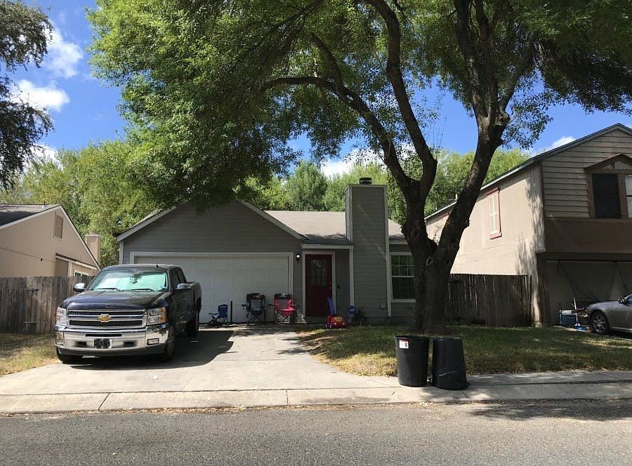 1st image of 2823 Cherry Field Dr