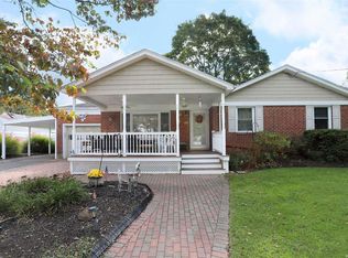 8 Cedar Hill Dr, East Northport, NY 11731