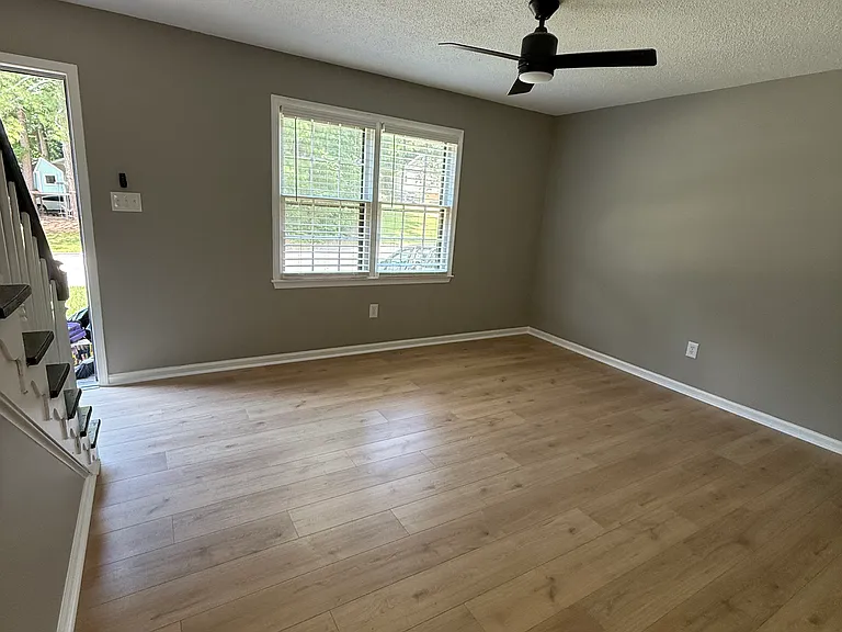 1405 Harth Dr #A — Photo 15