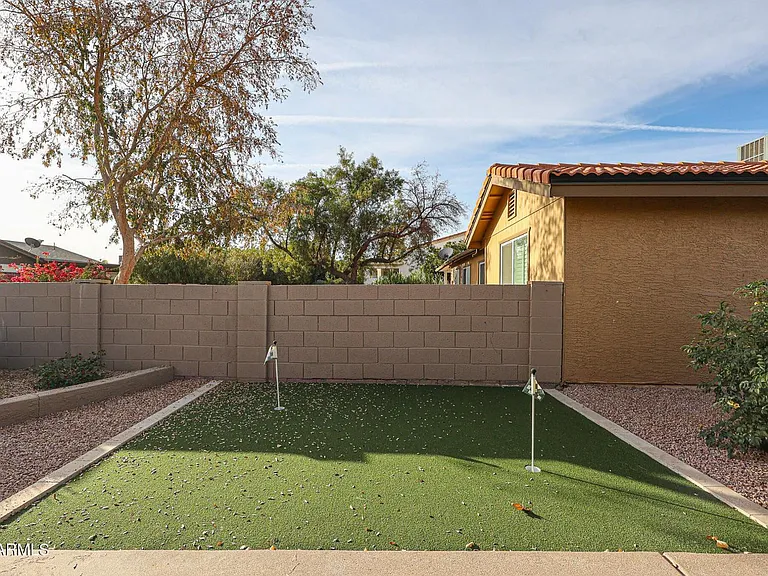 26033 S Hollygreen Dr — Photo 46