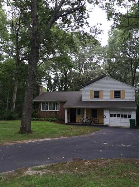 1st image of 93 Linden Dr