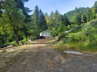 808 Placer Rd, Wolf Creek, OR 97497