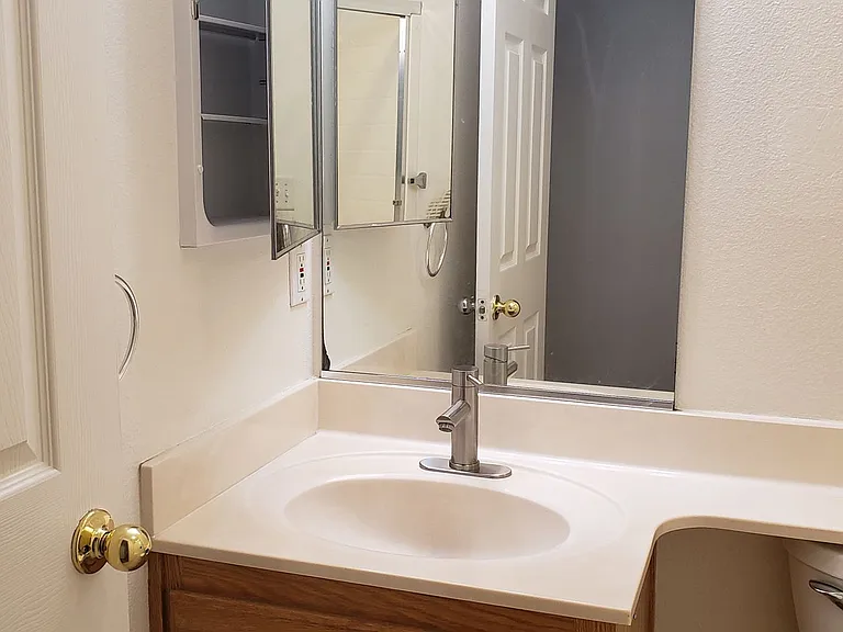 2876 Upland Dr — Photo 11