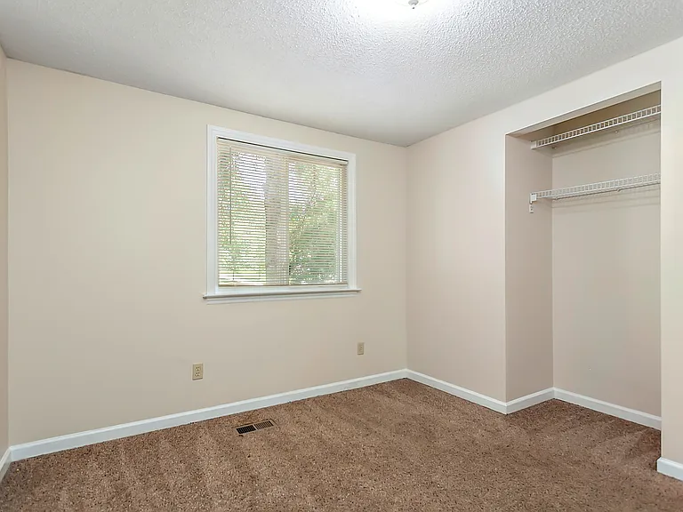 1204 Ogden Pl — Photo 13