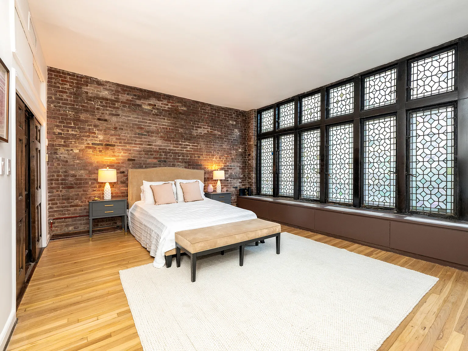 350 East 84th Street — Photo 4