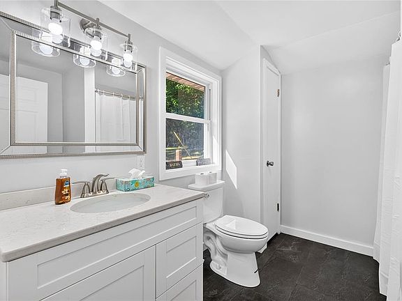 3rd image of 1714 20 3/4 Street